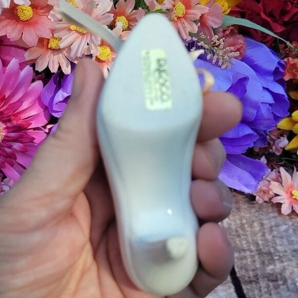 Vintage Porcelain High Heal Shoe - Picture 12 of 12